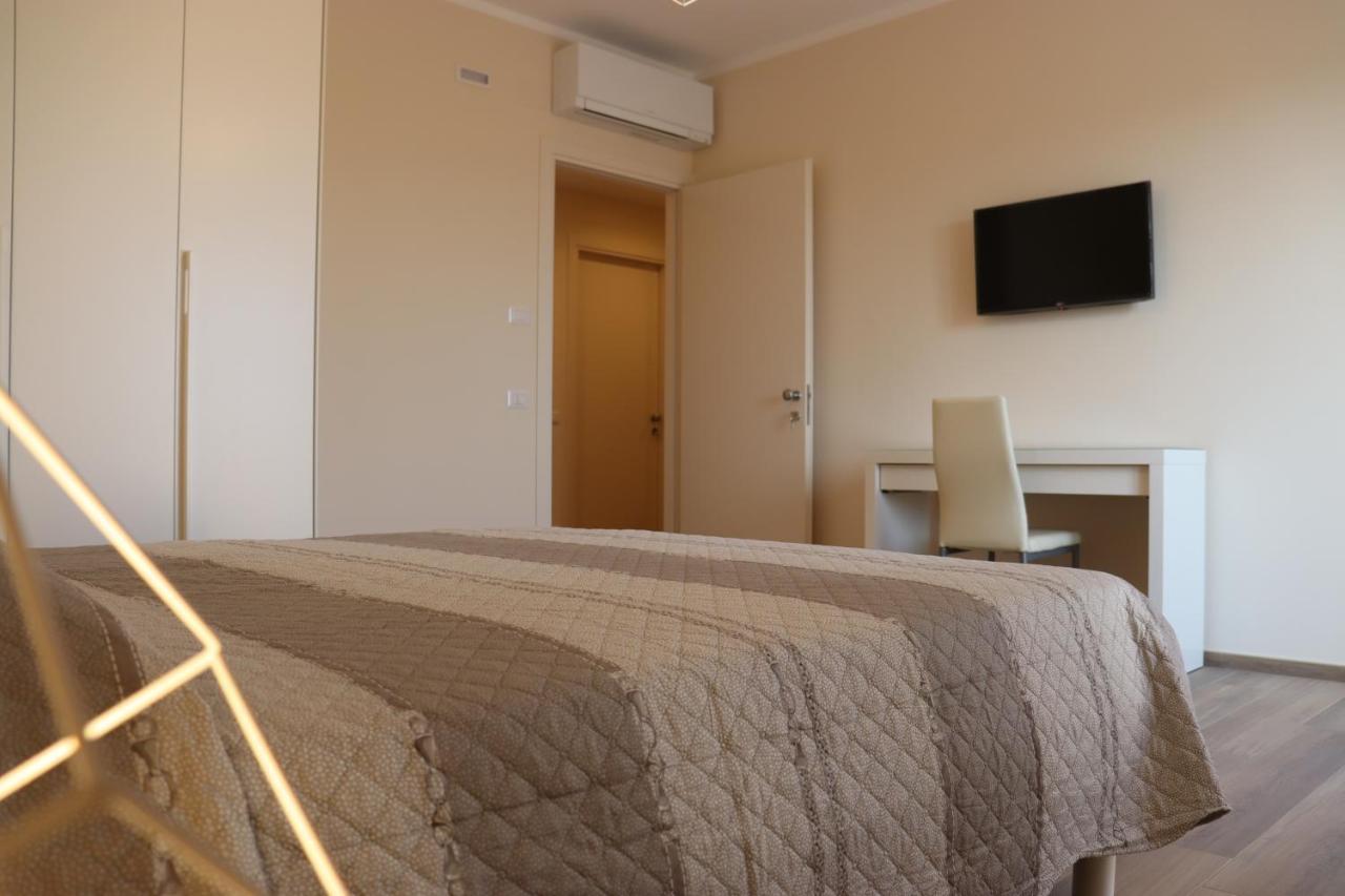 La Casa De Anto' Apartment Torre San Patrizio Ngoại thất bức ảnh